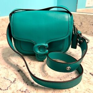 Coach Tabby Messenger 19 Bright Green